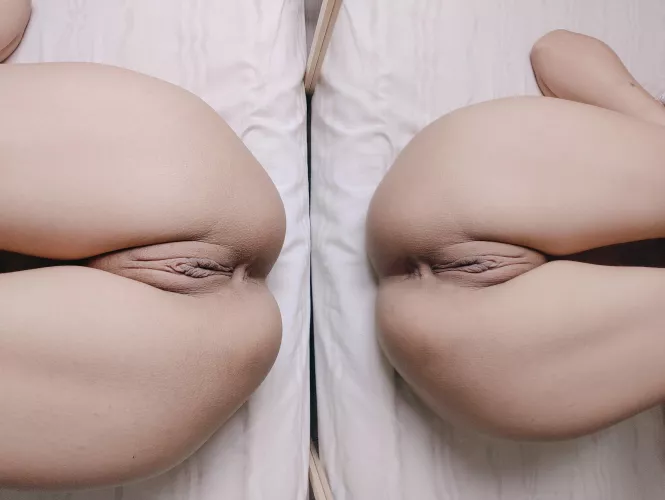 i hope this mirror photos of my ass and pussy could stop you from scrolling [f] by skinny_queenx