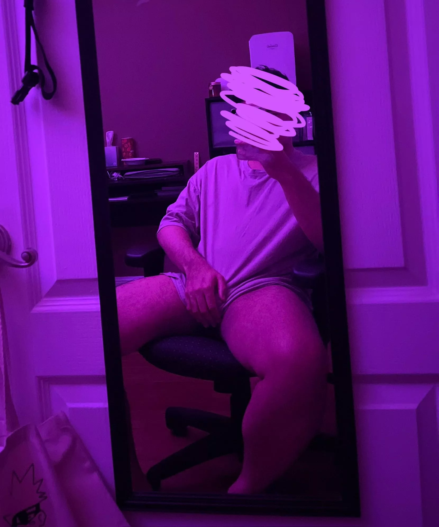 Just a little thunder in the thighs 😅 posted by dreeeee_j