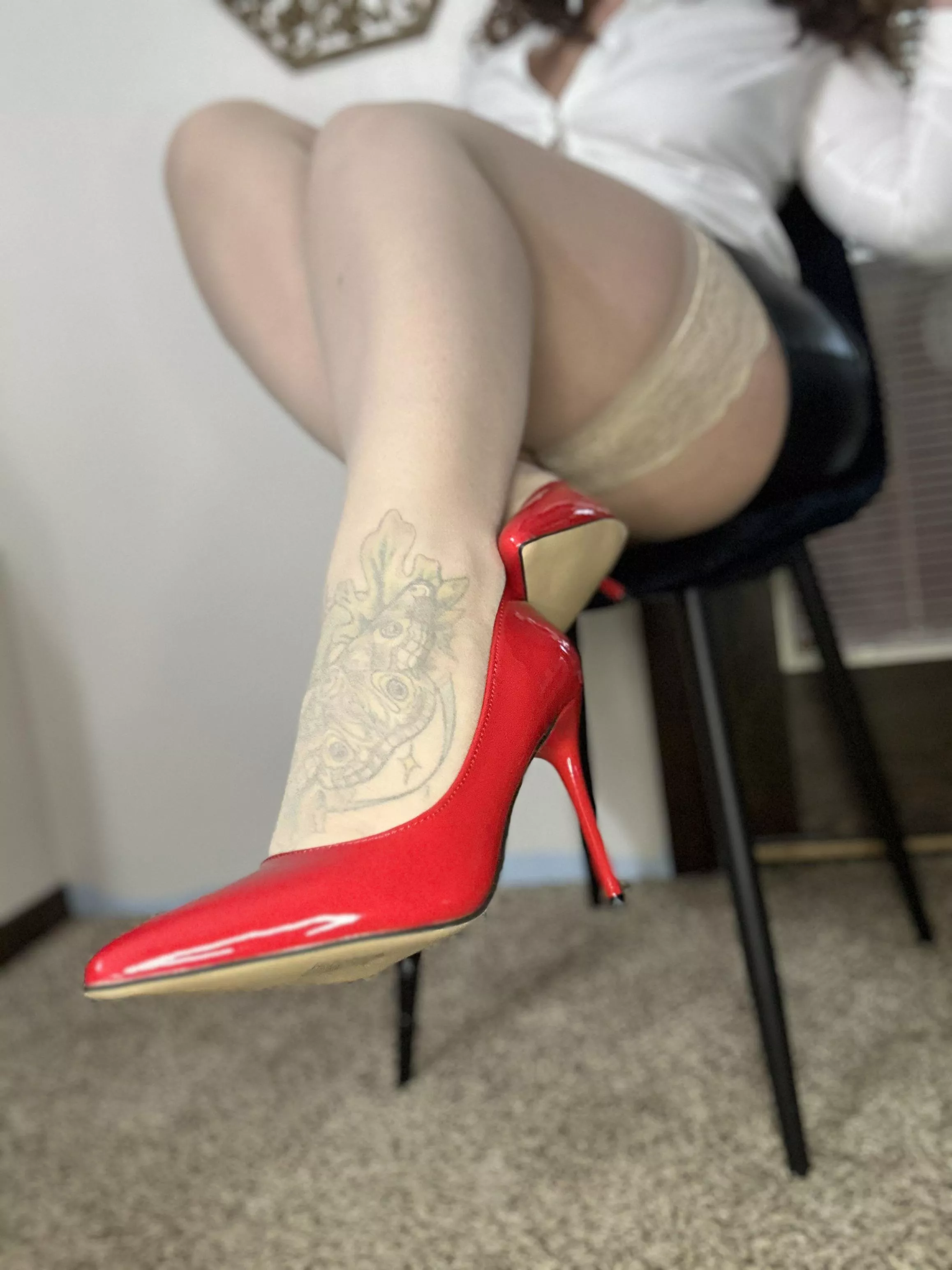 Love pointy toes  posted by avavette81