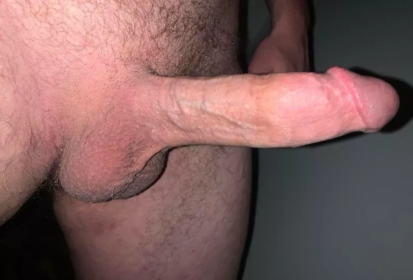 Pm me? posted by bigblondeguy69