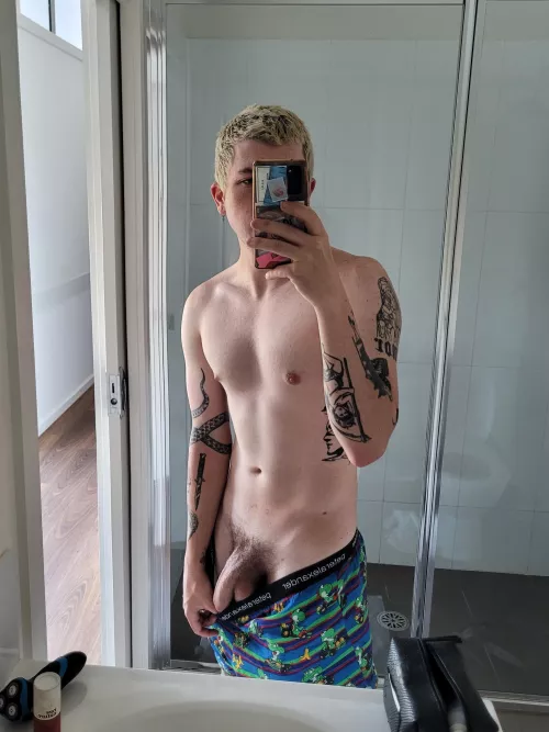 shower time, anyone joining? 😈 by Twinky_Twunky