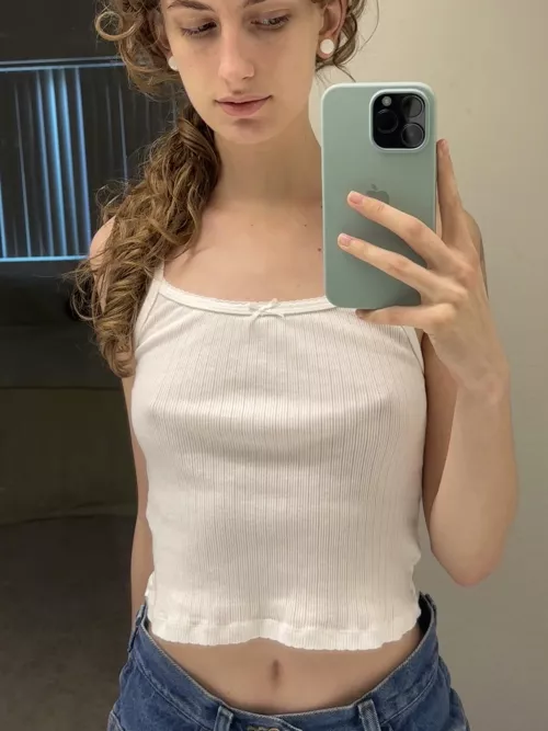 This is why white tees are the best by quarantinevagene