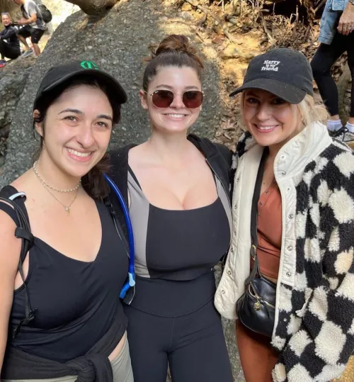 Too busty to hide by extremelyhungjake