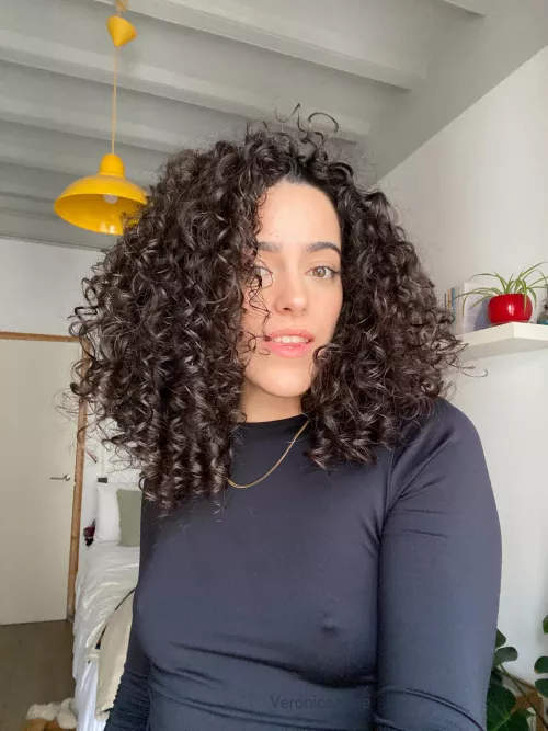 Where are you looking at? by VeronicaxBee