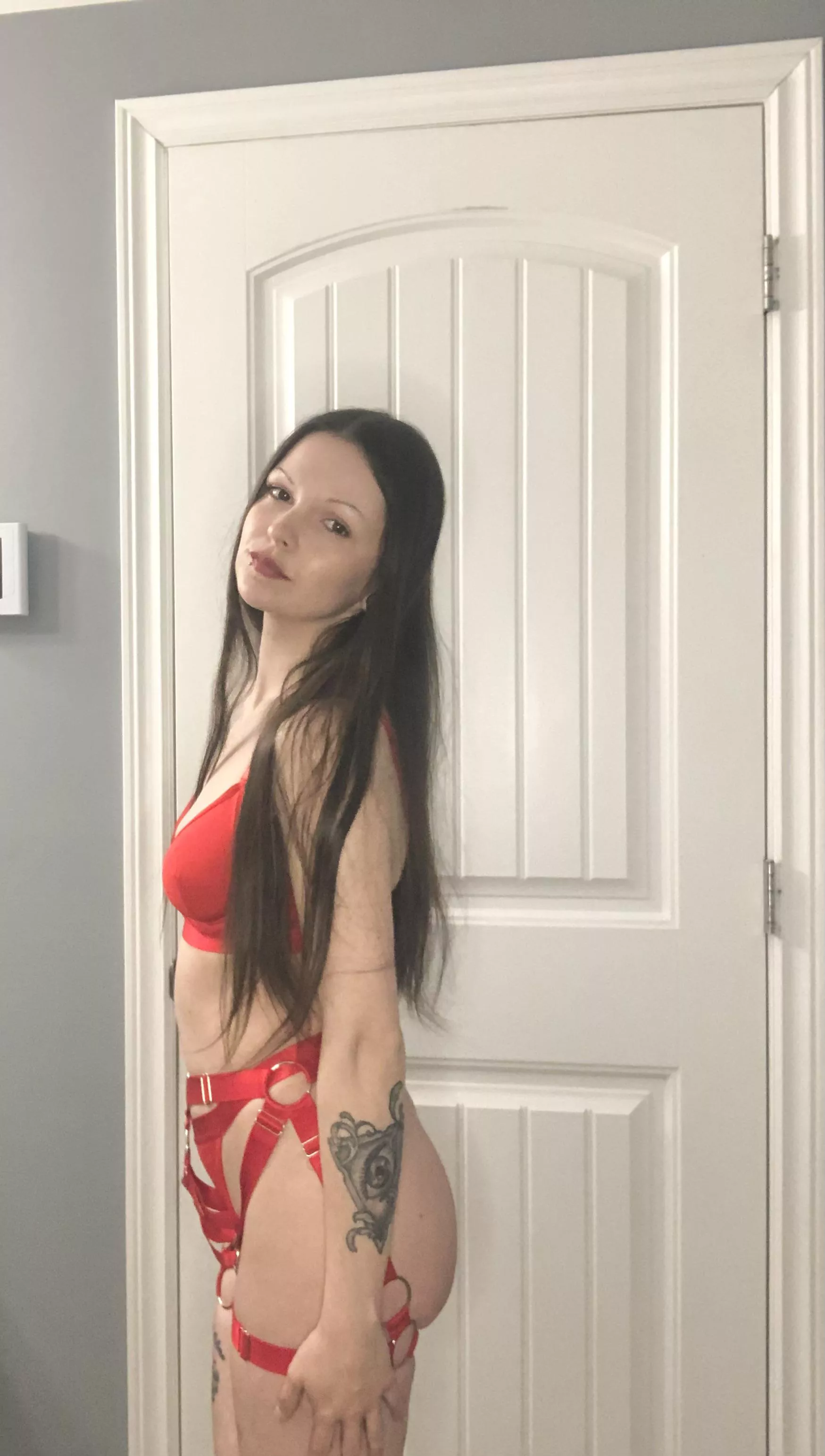 Will you fuck me at the show? posted by jessiemotionless