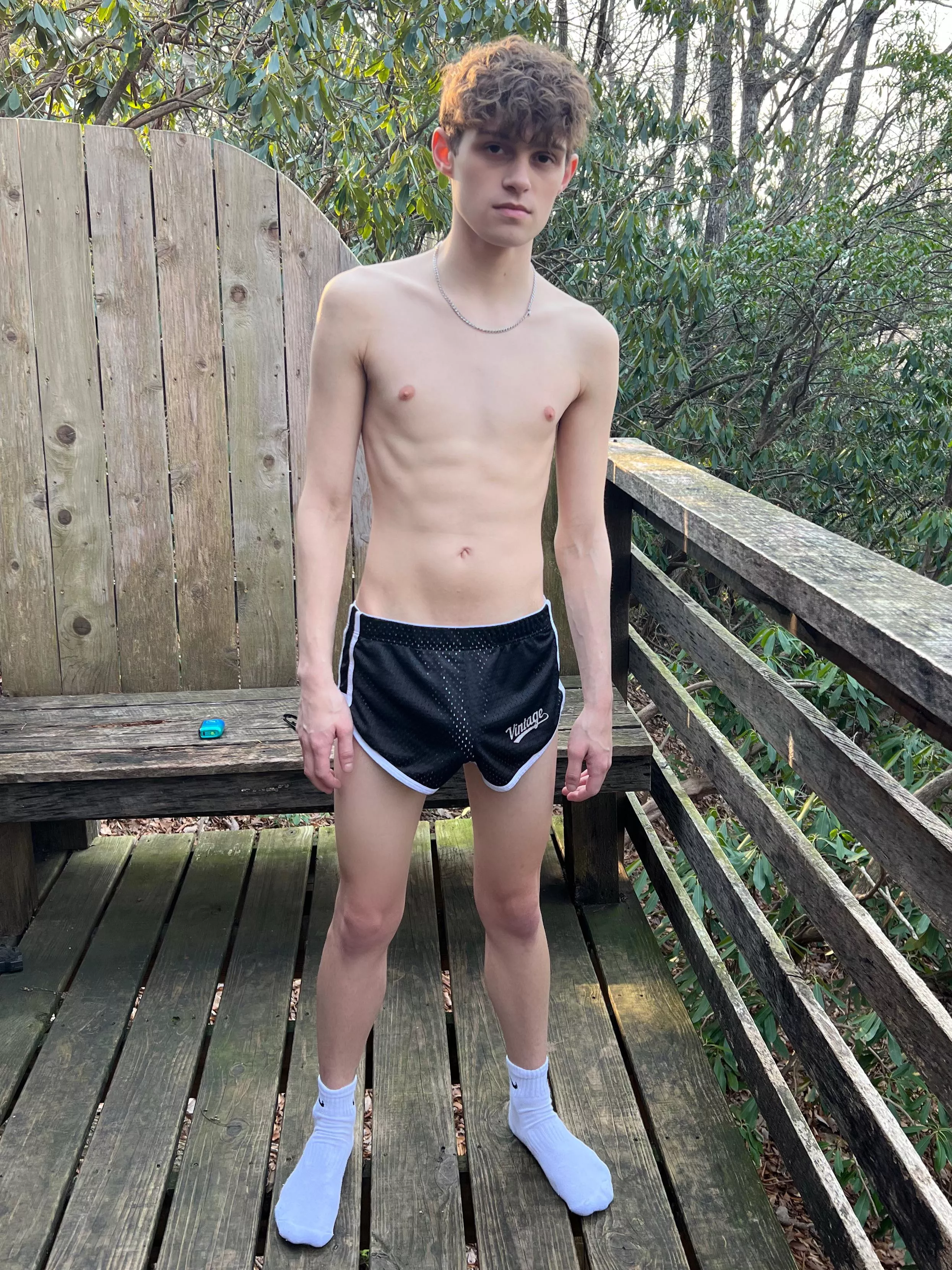 would u make out with me?  posted by WoahItsChristian