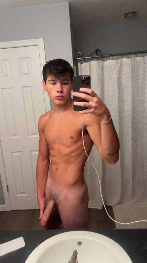 would you suck my 18yo dick? by Far_Huckleberry9976