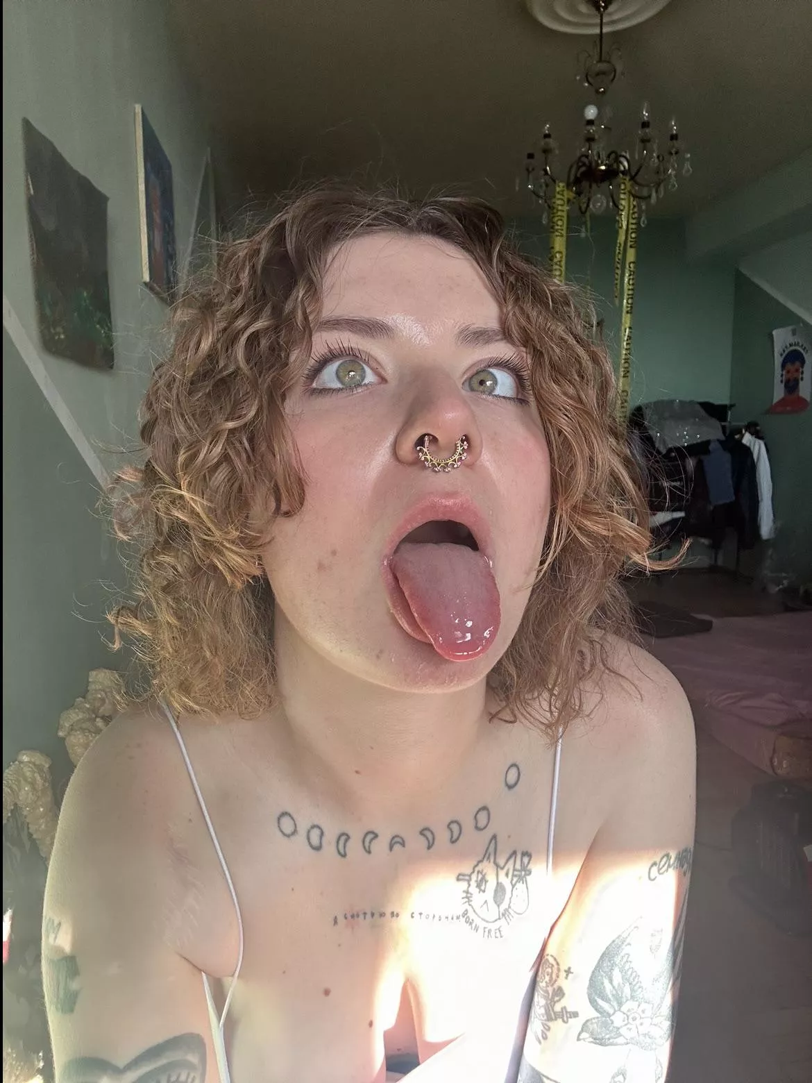 1 sec before a disaster 😈 posted by feetyourlick