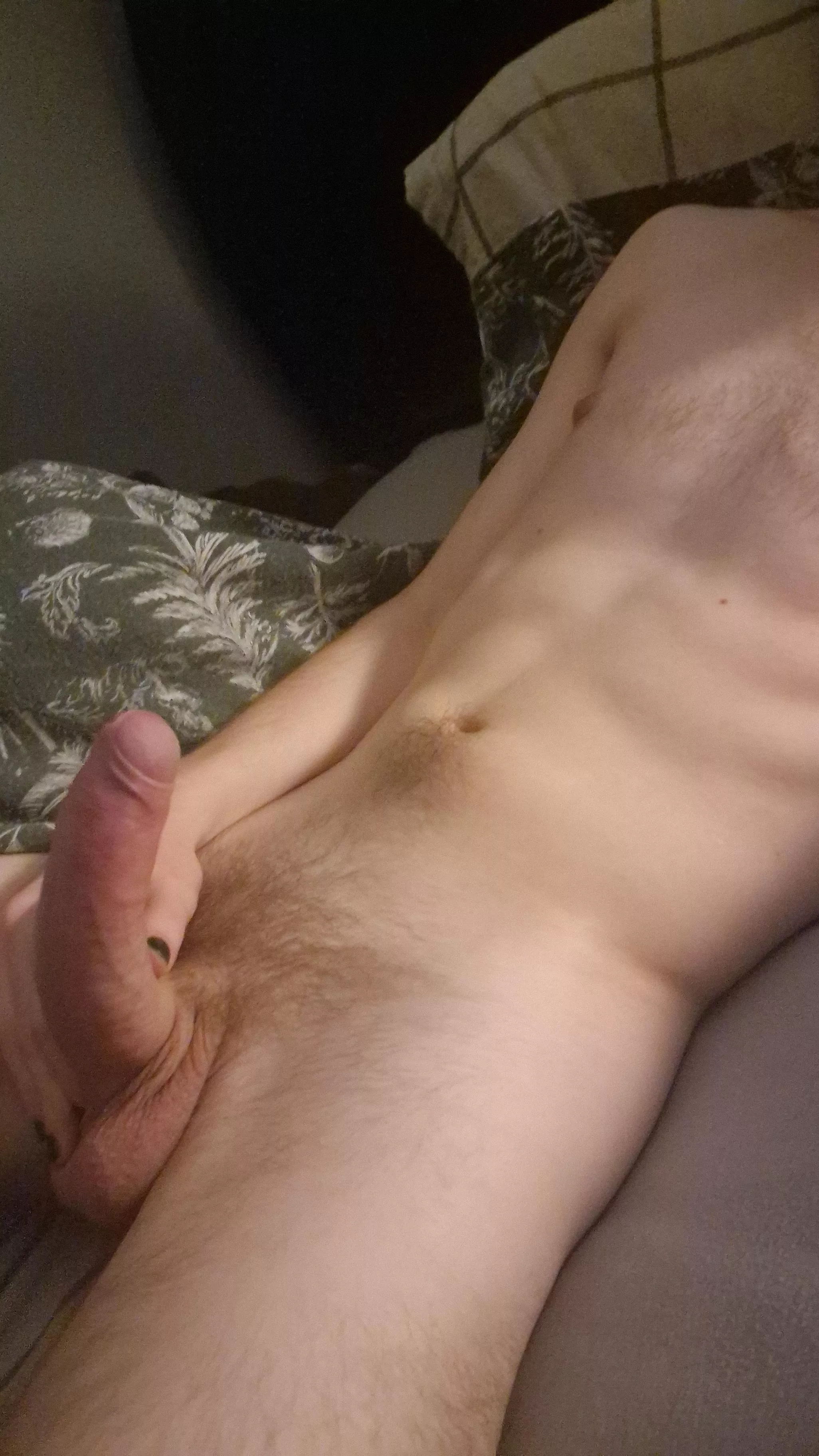 29 uk who wants to play. Hmu sc: dan42199 posted by wta_94