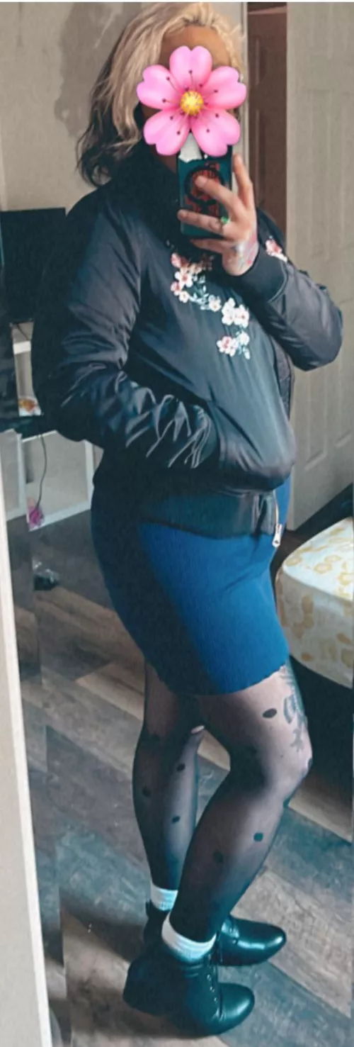 55 degrees in Feb  by SparrowBlue1989