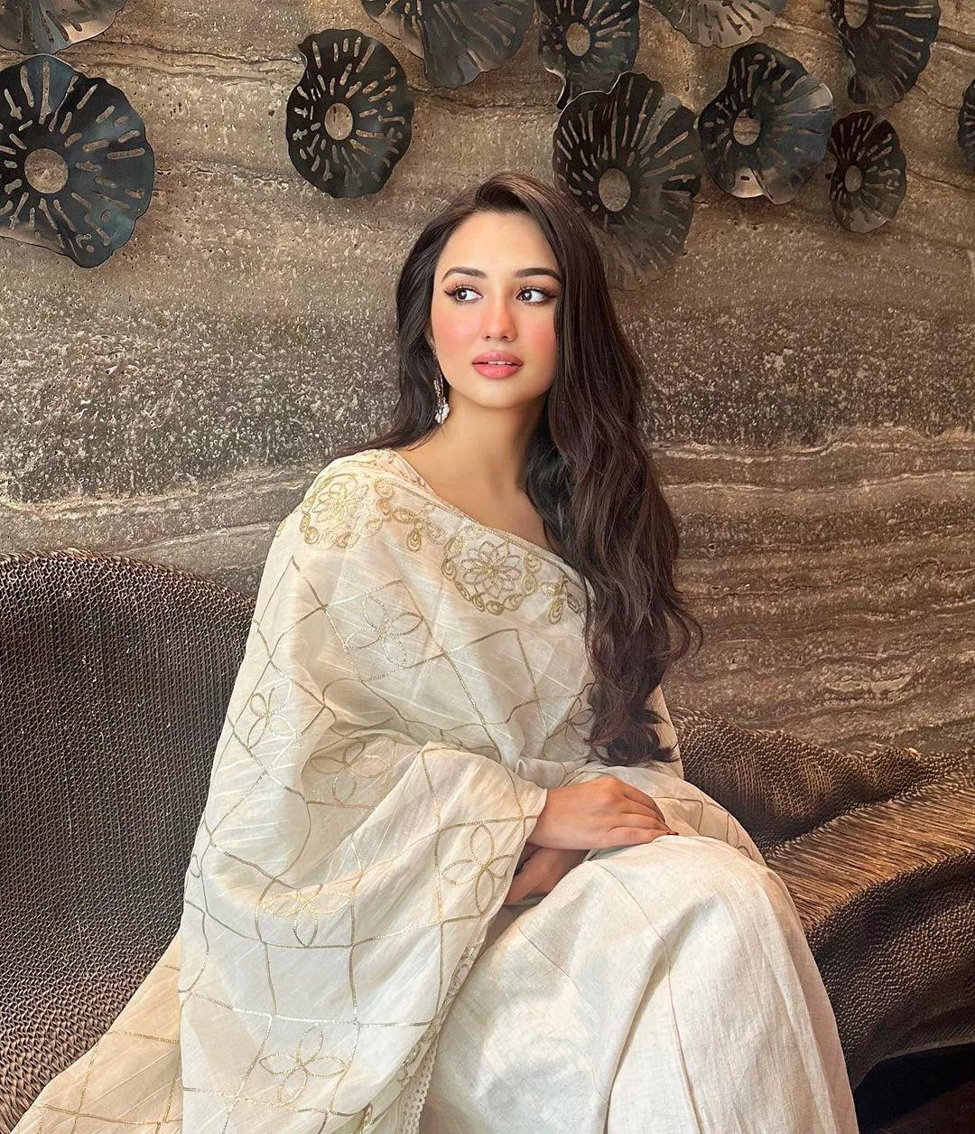 Akanksha Sharma posted by sagar9175