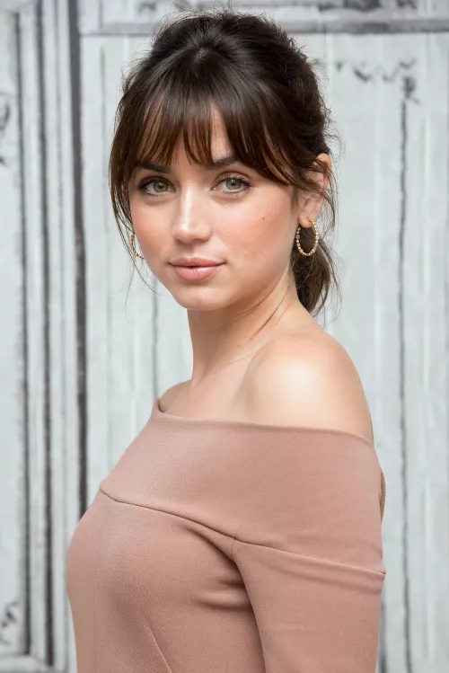 Ana de Armas by oblique_shockwave
