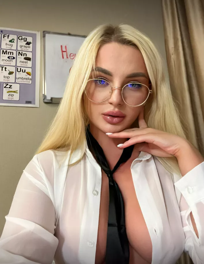 Do I look hot in my work clothes posted by Kylejay2k