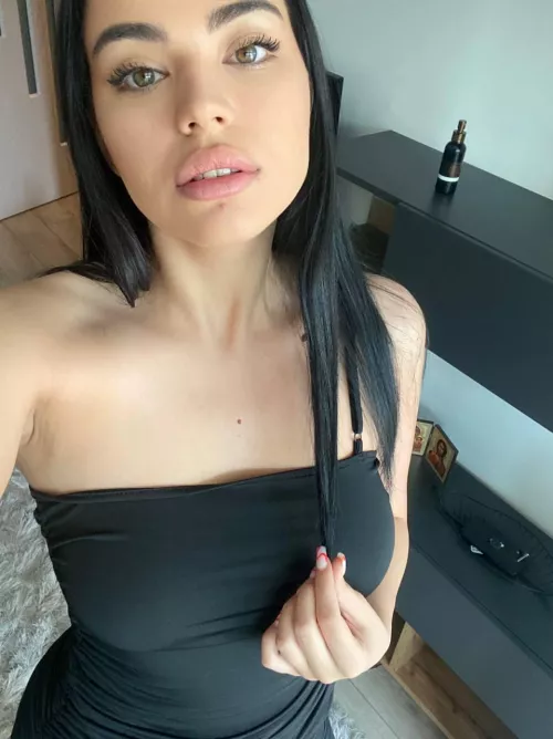 Do you like my cute dress? by Eastern_Commercial13