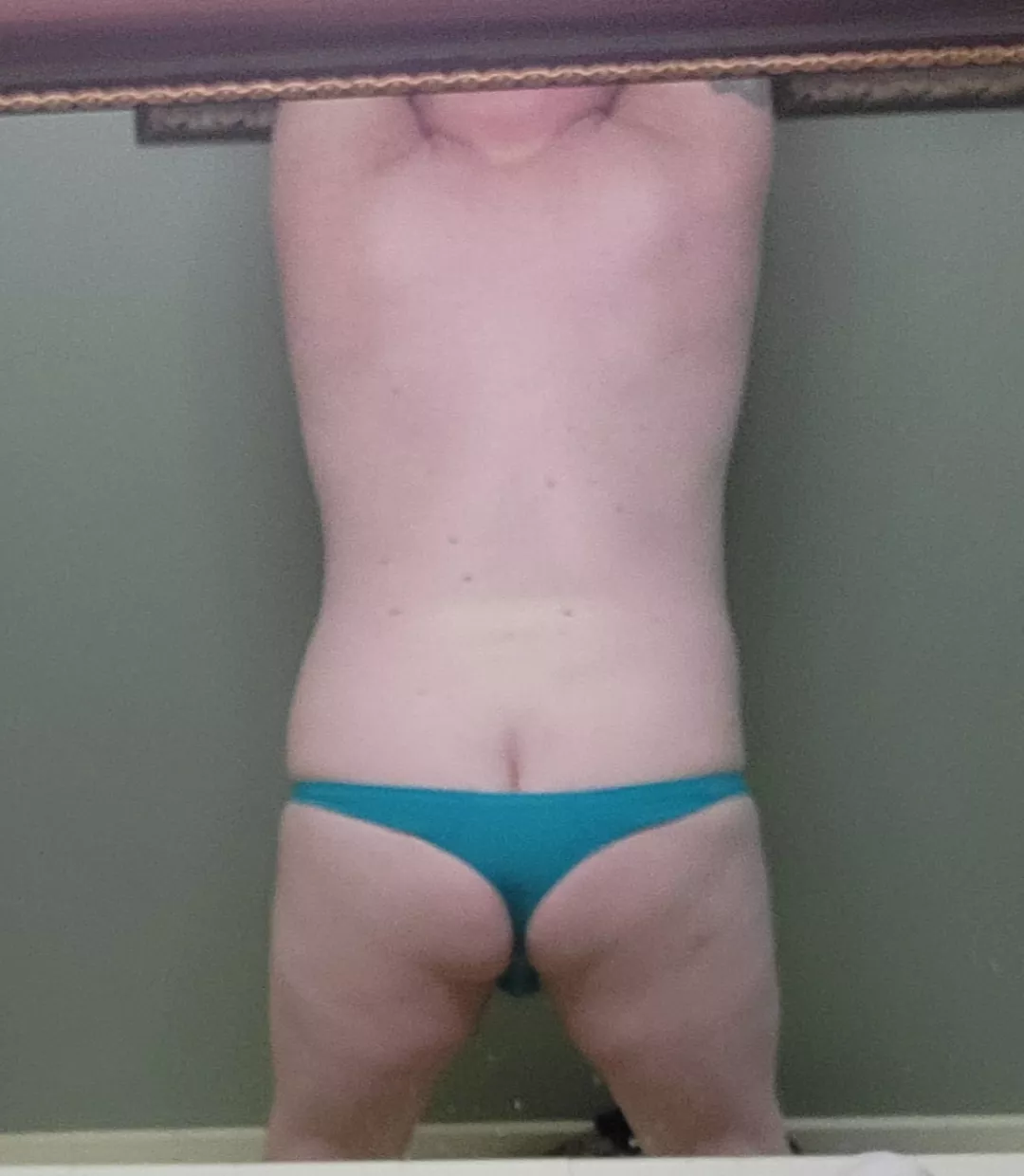 First post here. 6'1 330 posted by chesterchester33