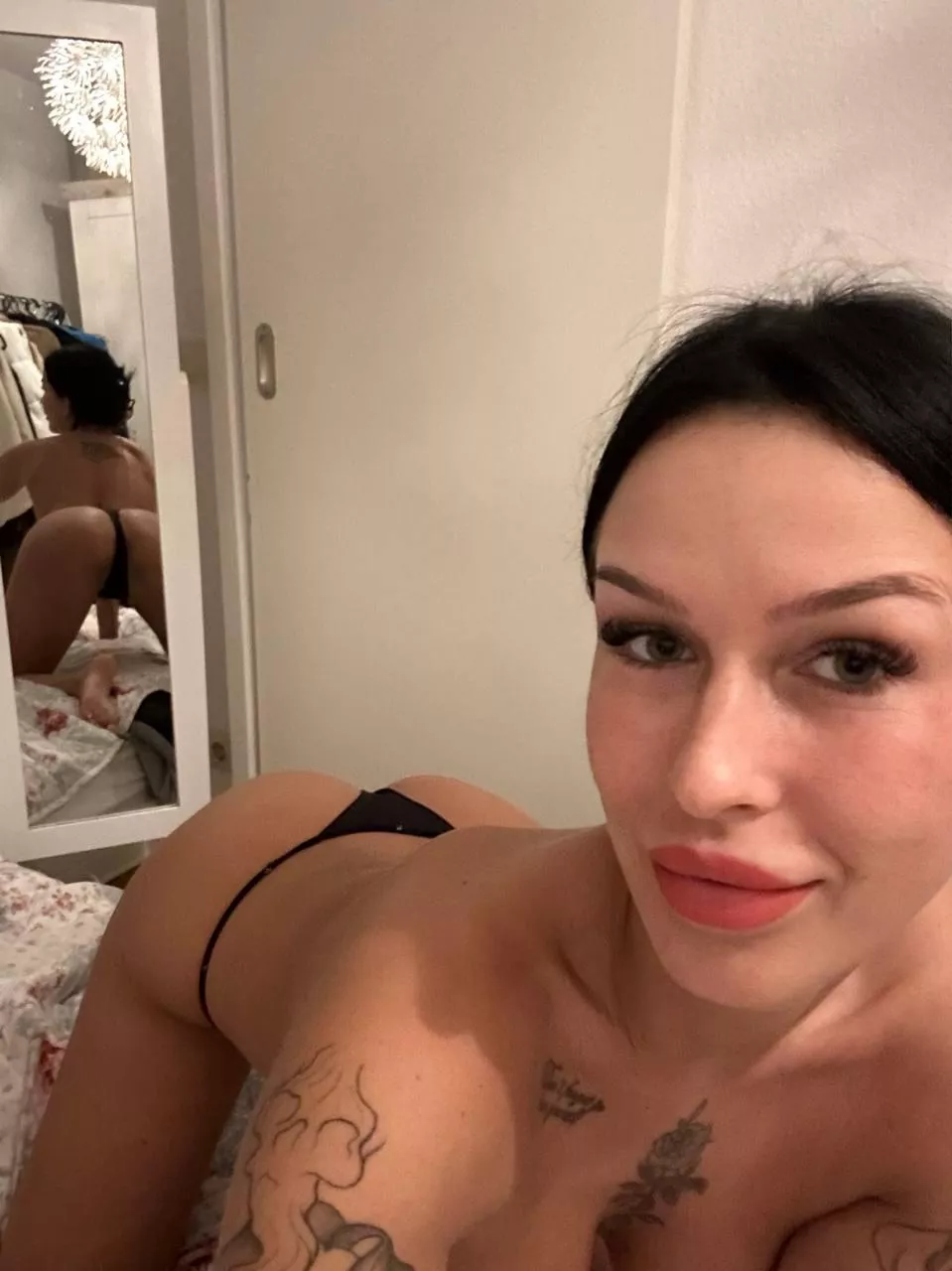 fit mommys are the best posted by mrobyns