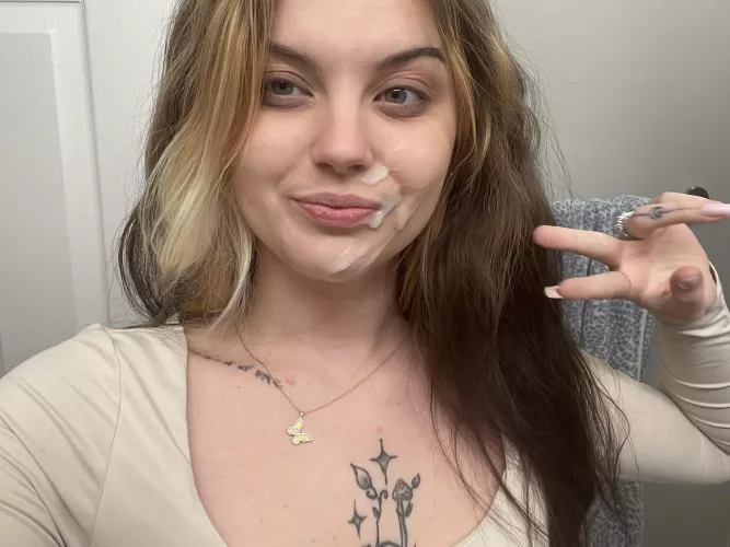 Glaze face😊 by lvekayswrld