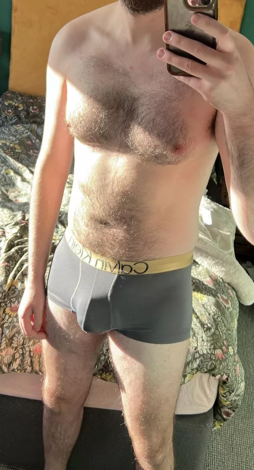 Hairy chest in the sun ☀️ by 19trh91