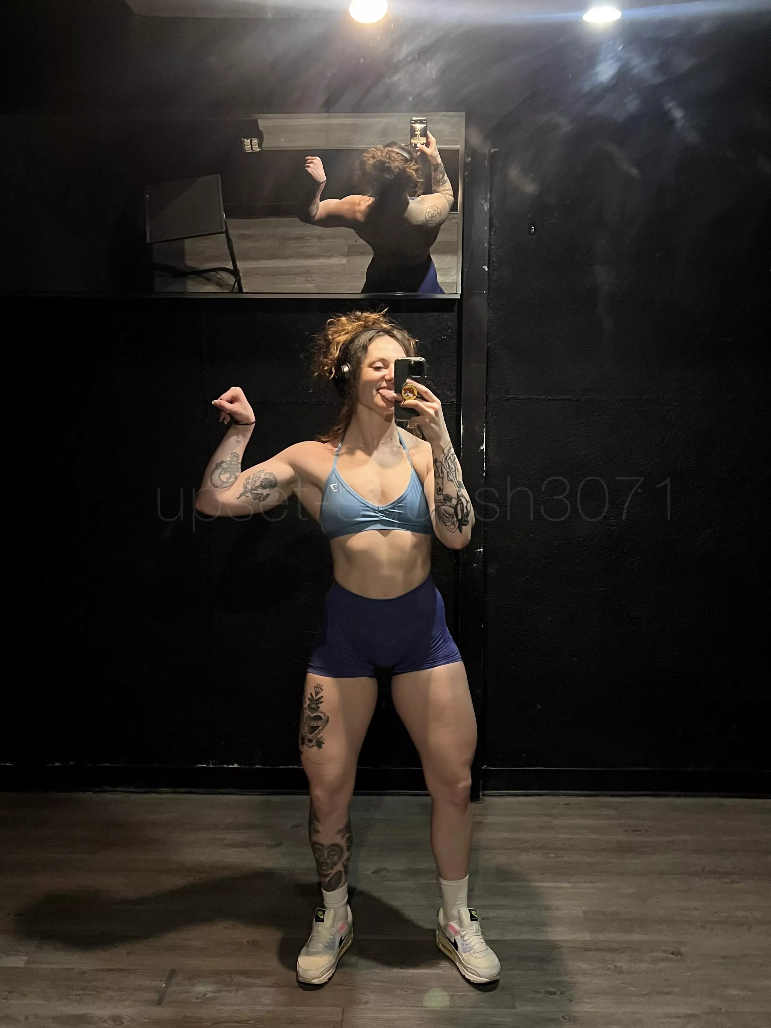 hip dips like mad  posted by Upset-Squash3071