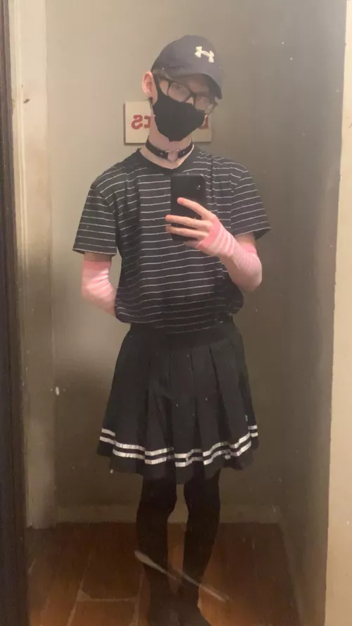 I know I like, just posted here, but omg this pic is so cute I have to share it~ >~< by Dennis-0_0