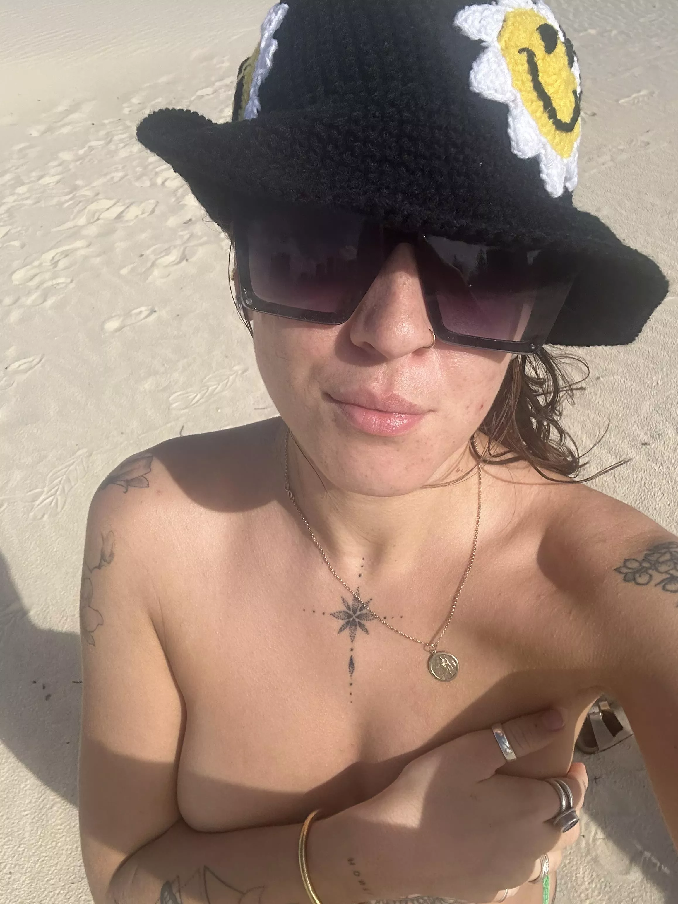 I think I caught you staring (wife material) posted by PrettyAlexandra