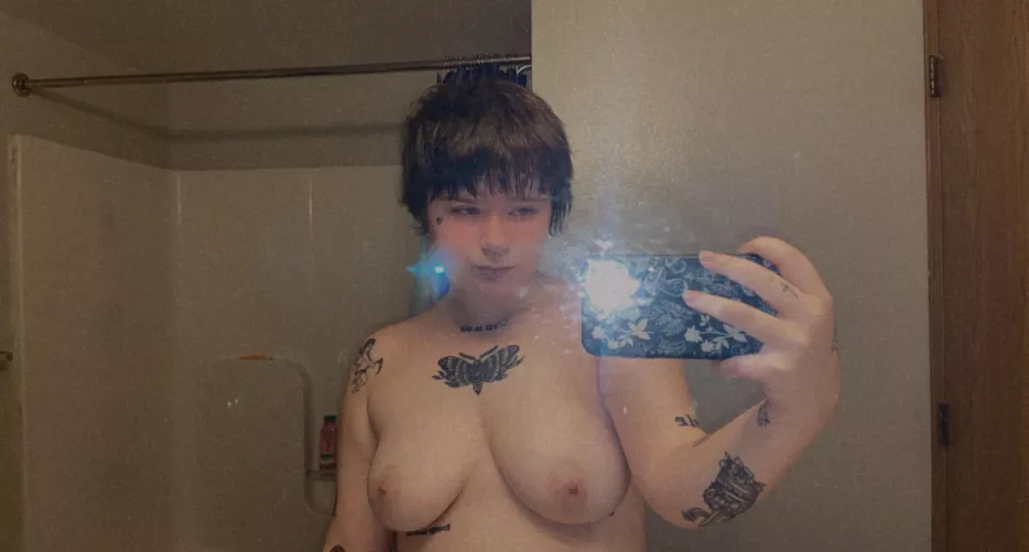 I think my hair is short enough :3 by kyleluvsyou8