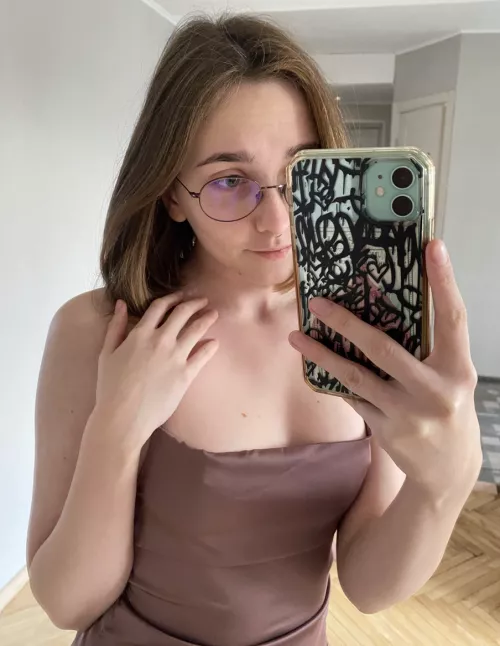 IUTR by SunbeeeamGlow