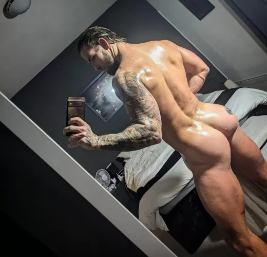 I've cleaned my arse for you. Would you eat it?  by sh_flex