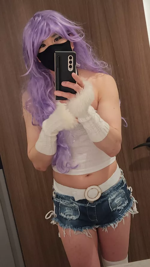 My first post here.  Be nice (o^_^o) by VaguelySailorMoon