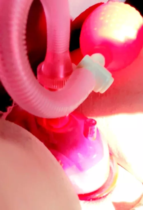 Pssys first pump! [F] by prttypssy69