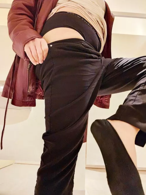 Showing off at work 😜😜 by GorgeousRenya