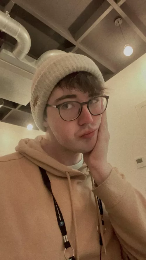 Stuck in a constant state of Boredom and wanting to play games and bored of playing games  by sclarkjewellery