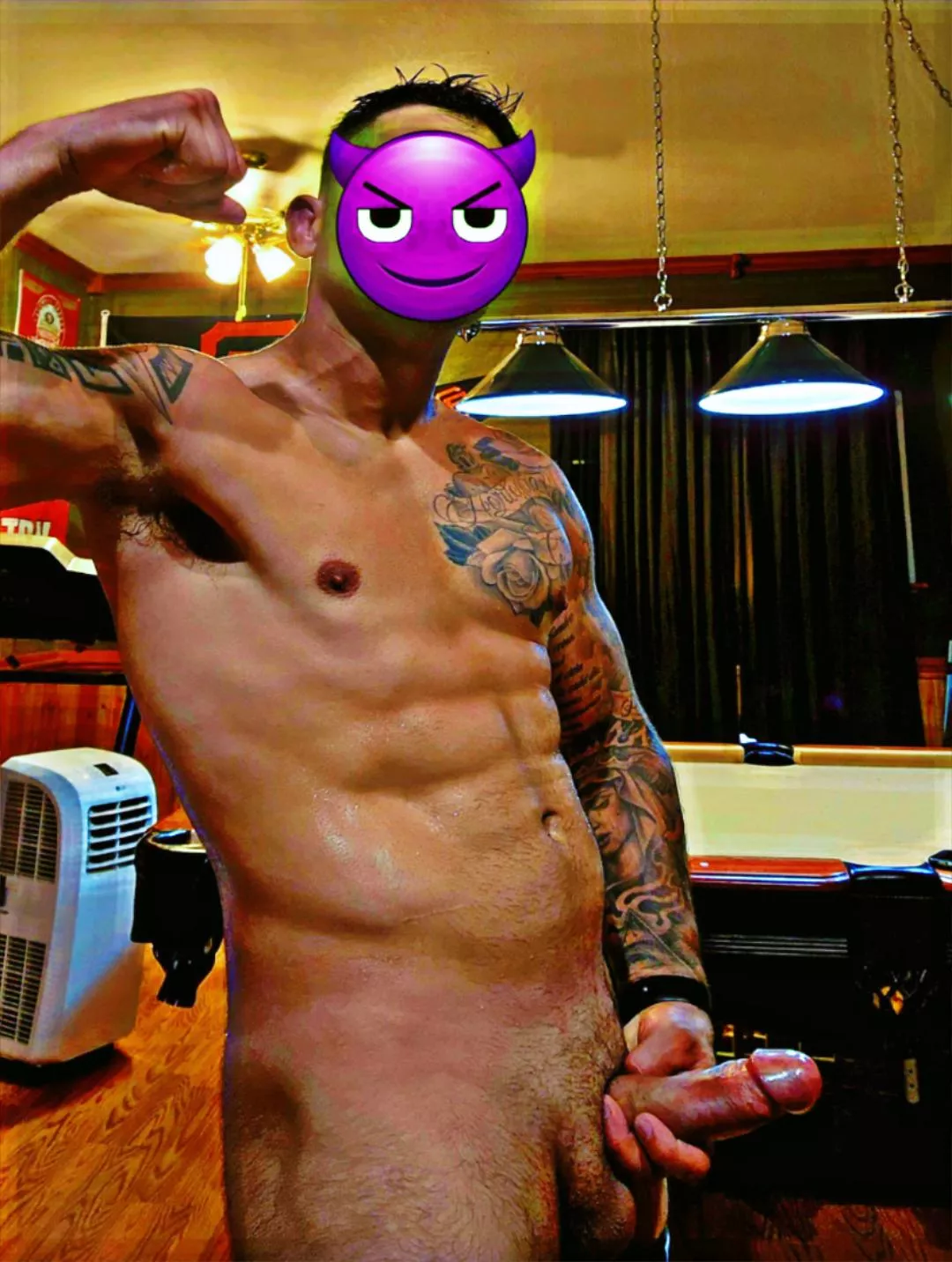 Suck or fuck (M)  posted by Mindless_Valuable_58