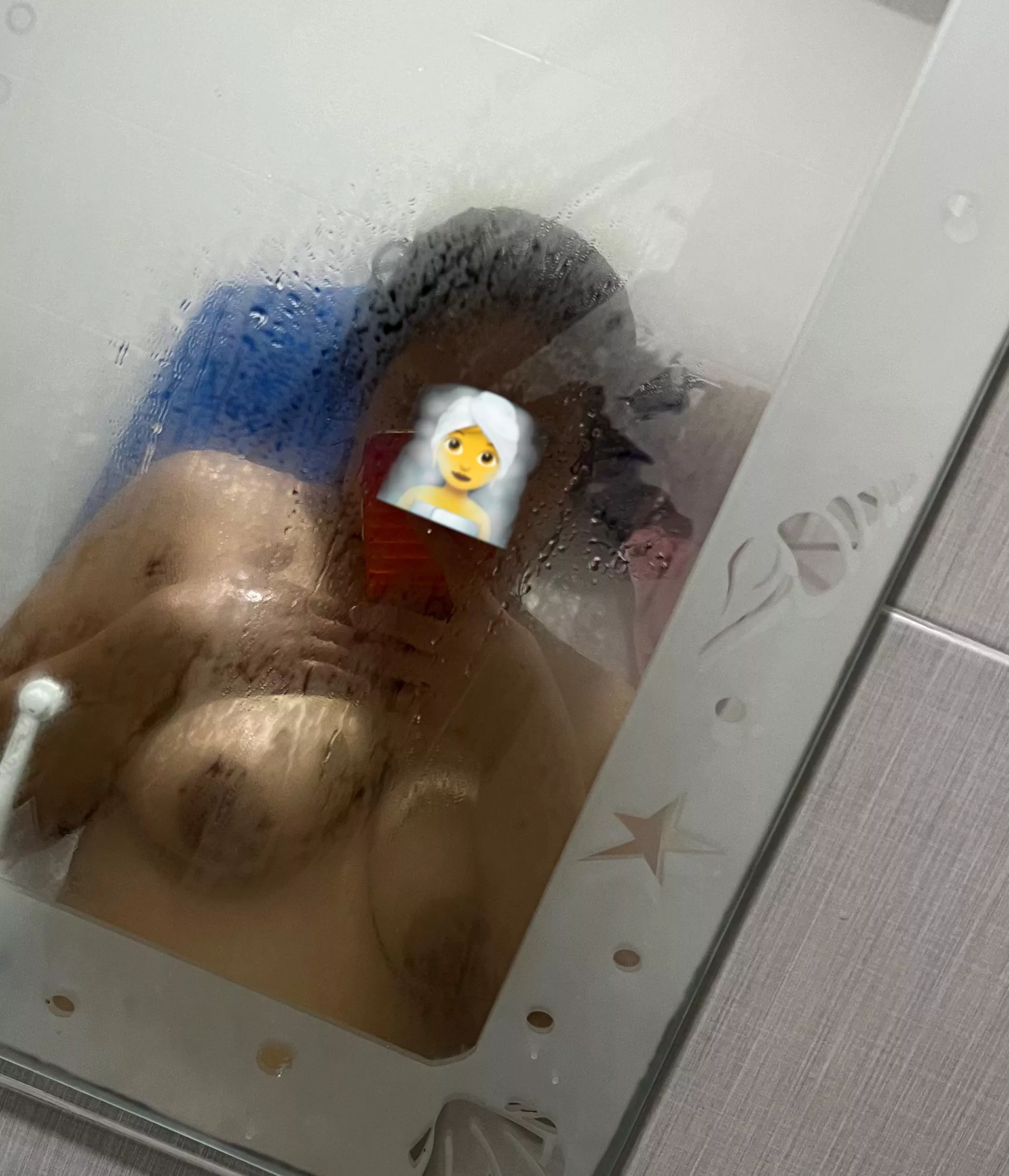 Very steamy (f) posted by cheesestickfanatick