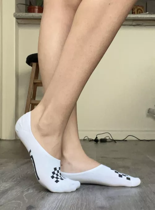 Who wants them?;) by WILLOW_SOLES