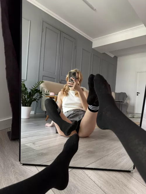 Will you take my socks off before you [F]uck me? by Prestigious-Banana19