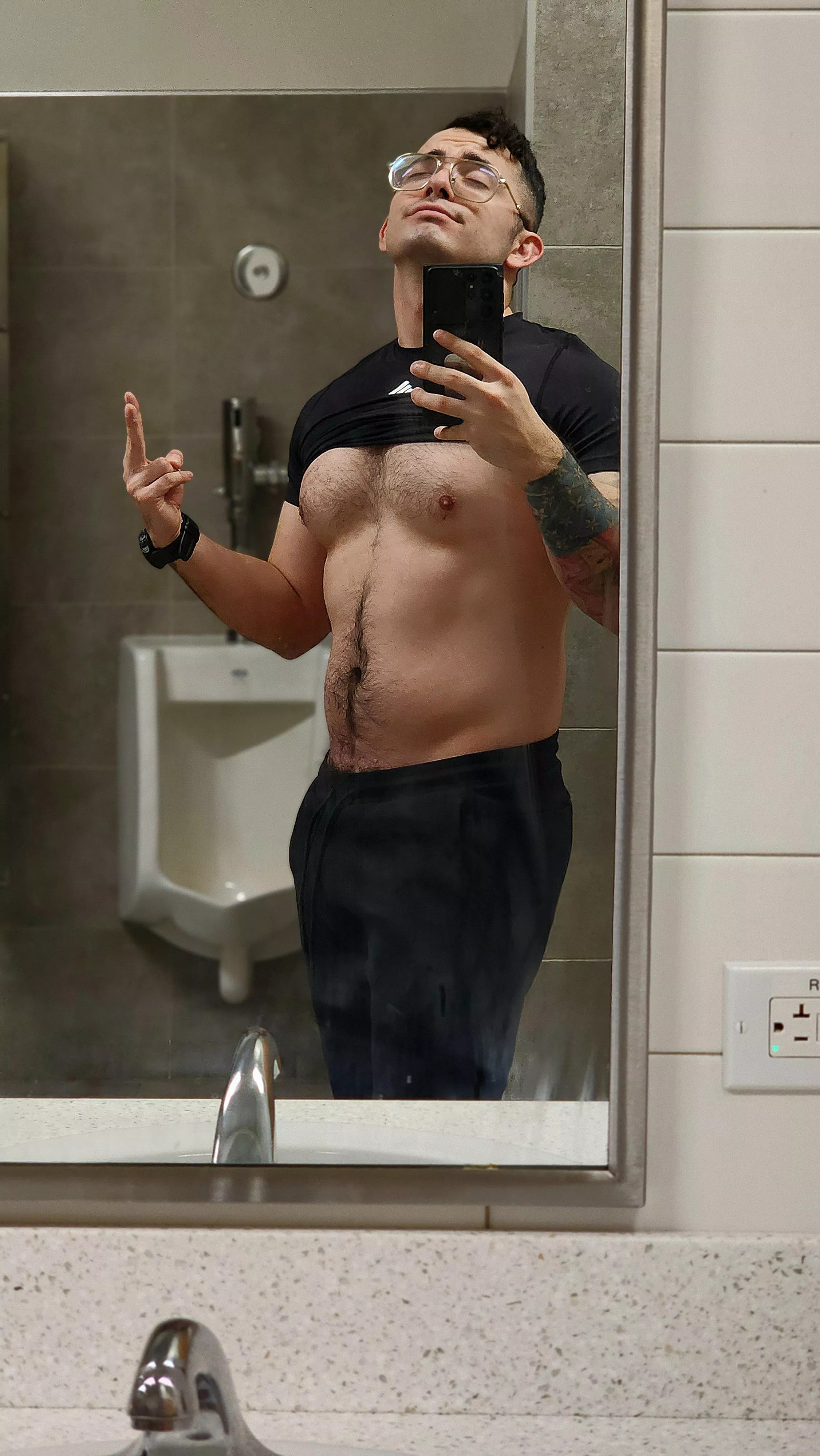 26 y/o Chest day progress 😌  posted by Sul_Incasune