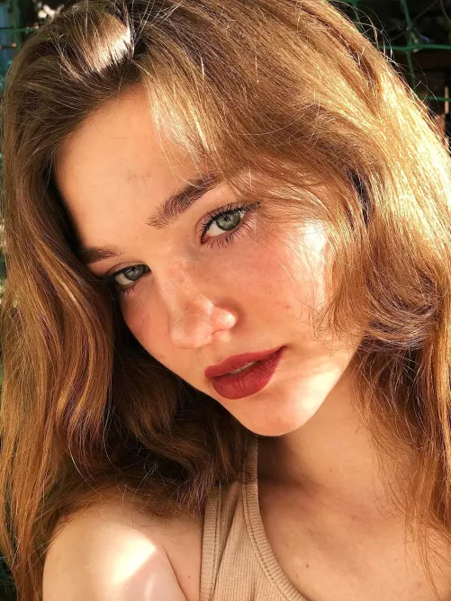 Anastasia Veretnova by qwer5r