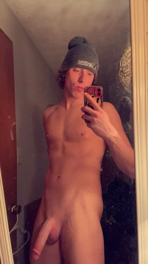 Any love for twinks here ? by bott0mt0y06