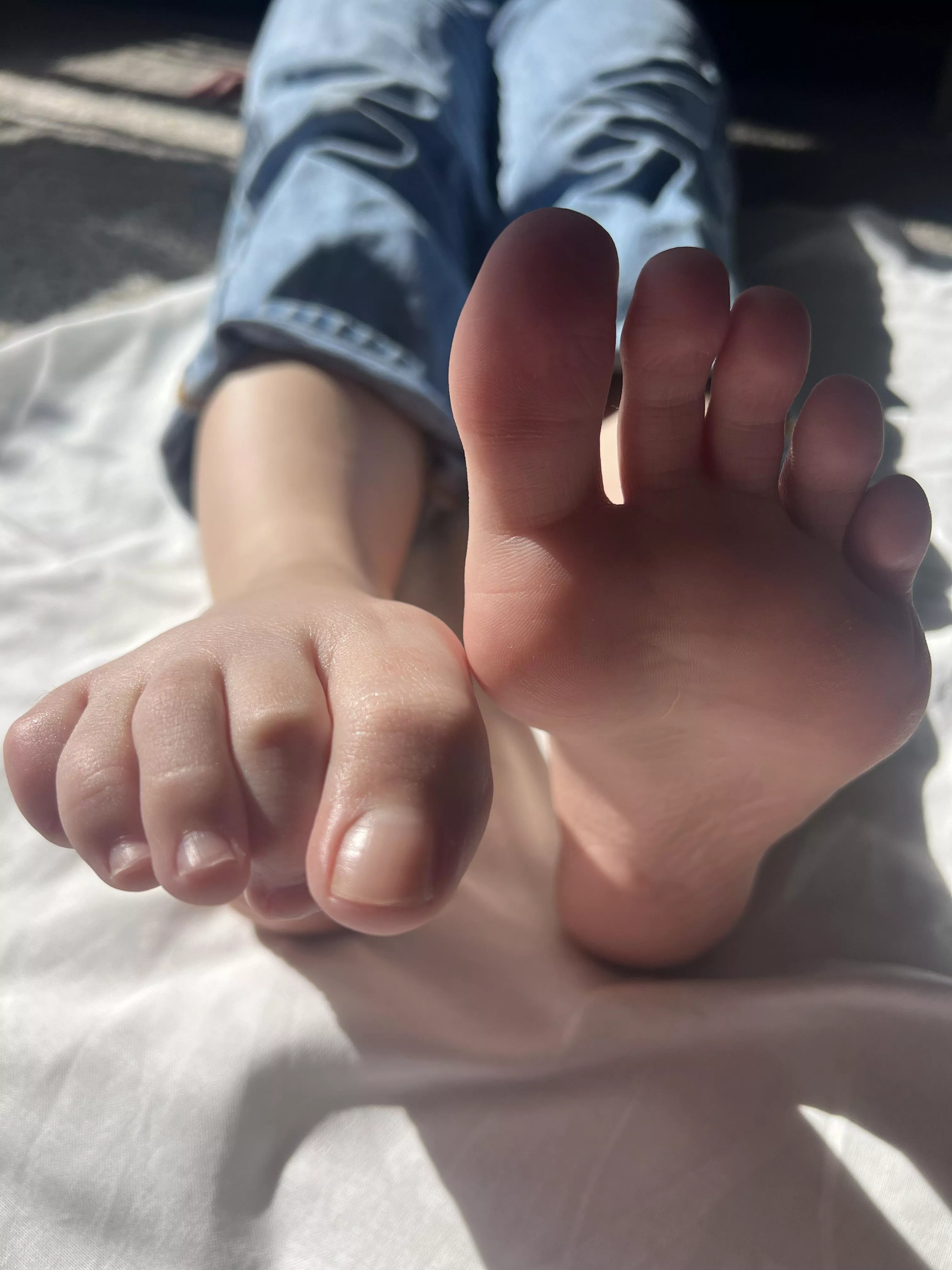 Bare feet n Denim posted by Existing_Middle1007