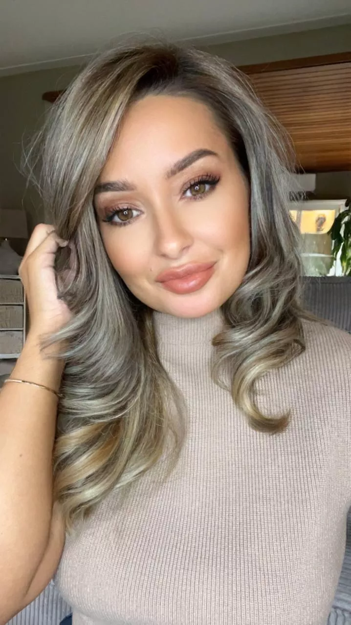 Basic and simple, nothing fancy. posted by touchgently19