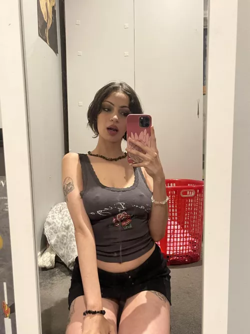 Big boobies make all ahirts tight🥹 by princessValaria