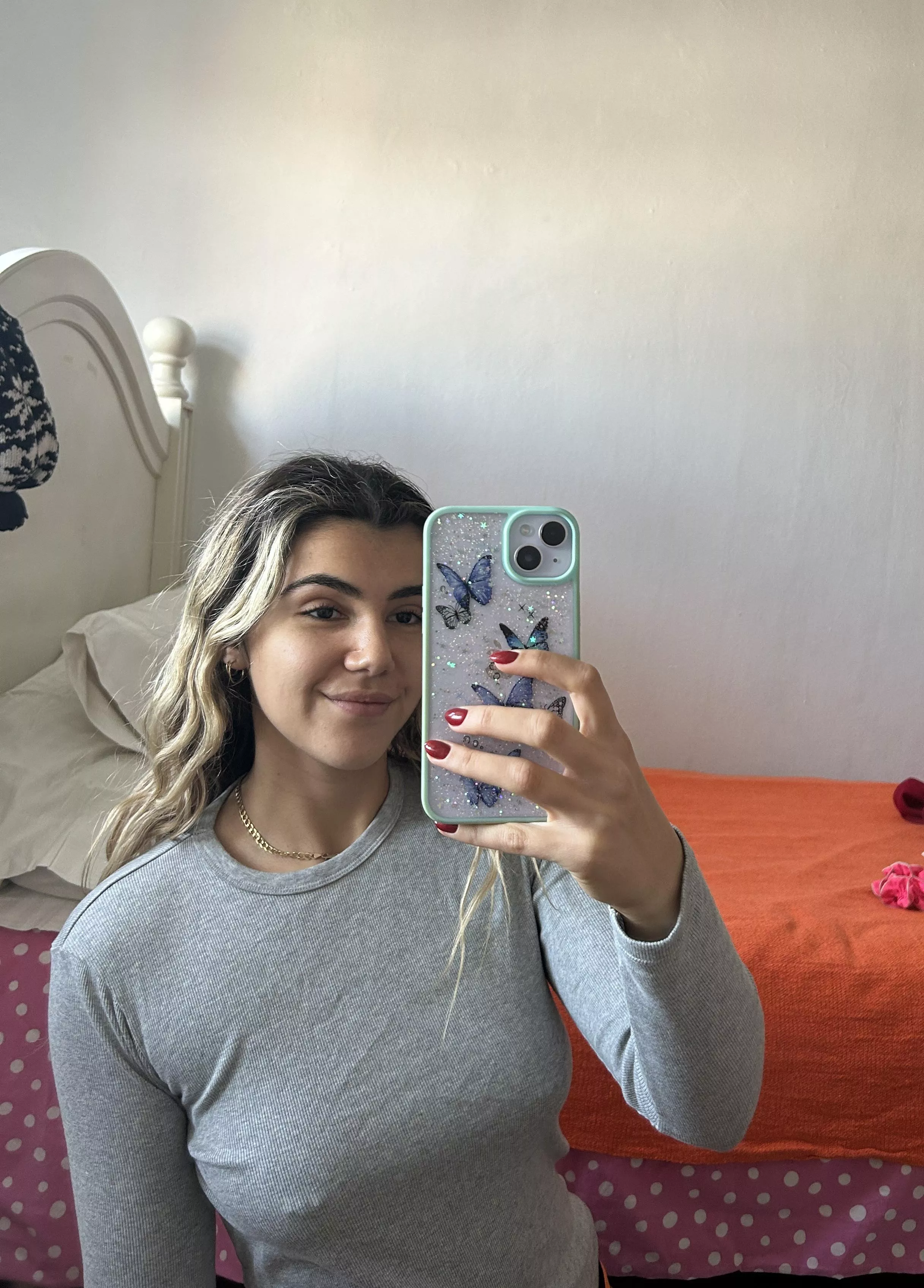 Can you tell I forgot my bra posted by ripemangobaby