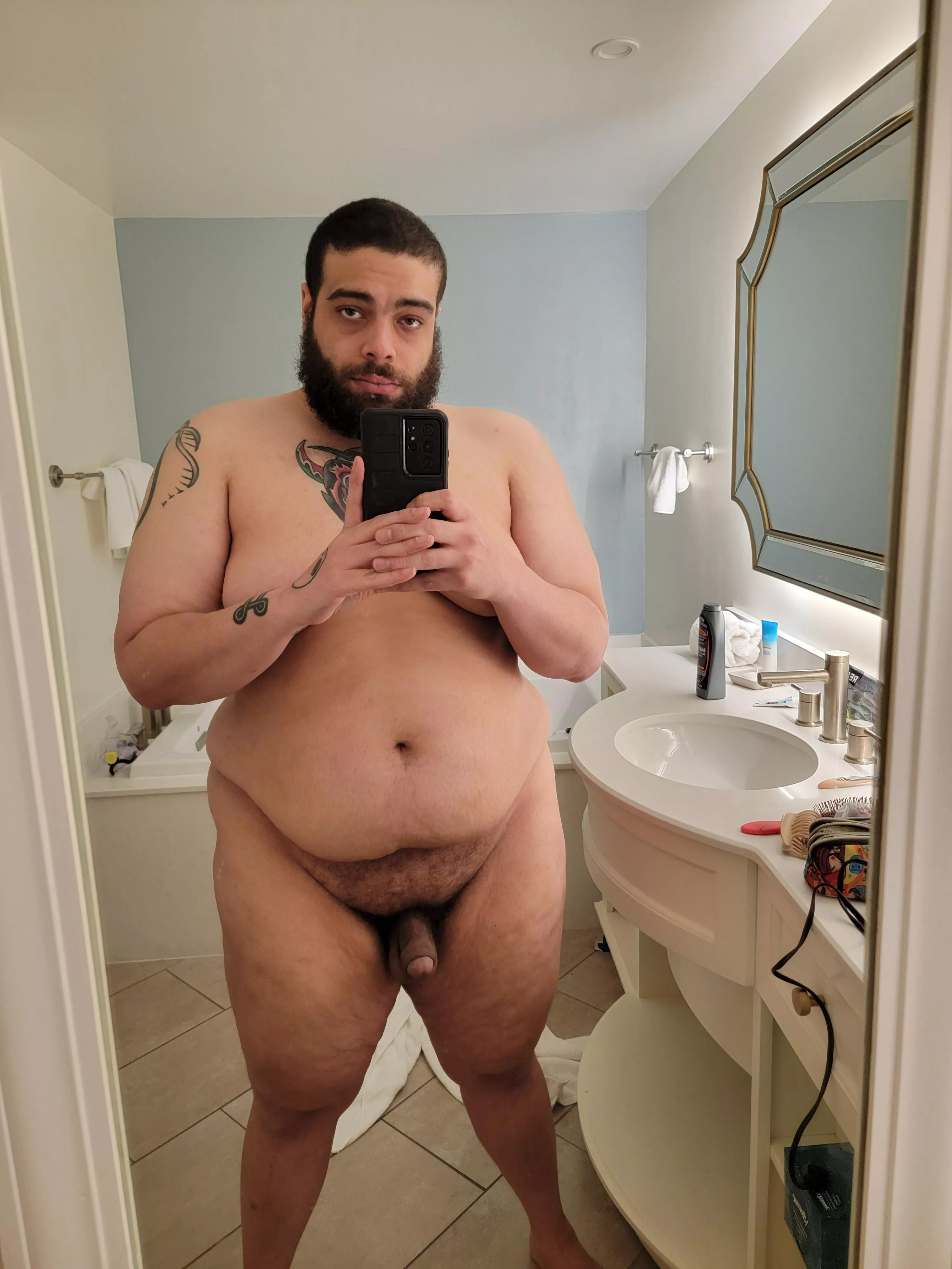 Come get in this bathtub with me posted by LewdeLewdLewdd