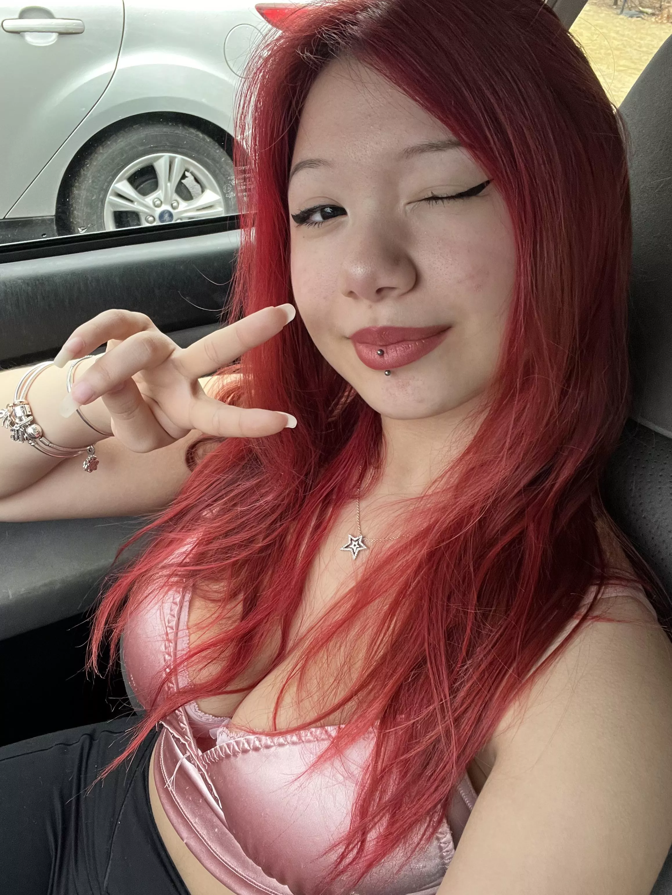 come next door and take selfies with me ☺️ posted by MundaneAd479