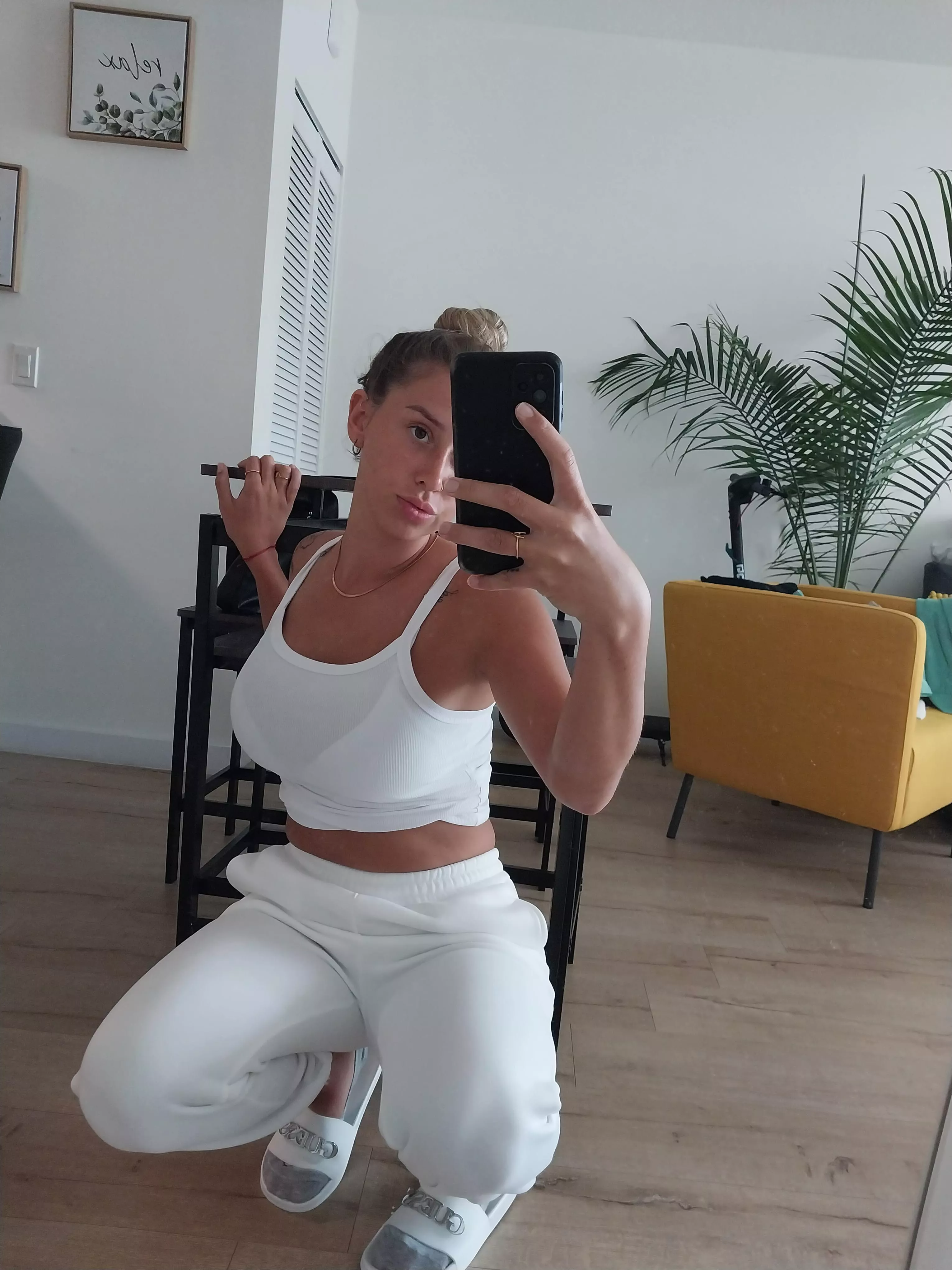 Cute Blondie posted by lazycontractor