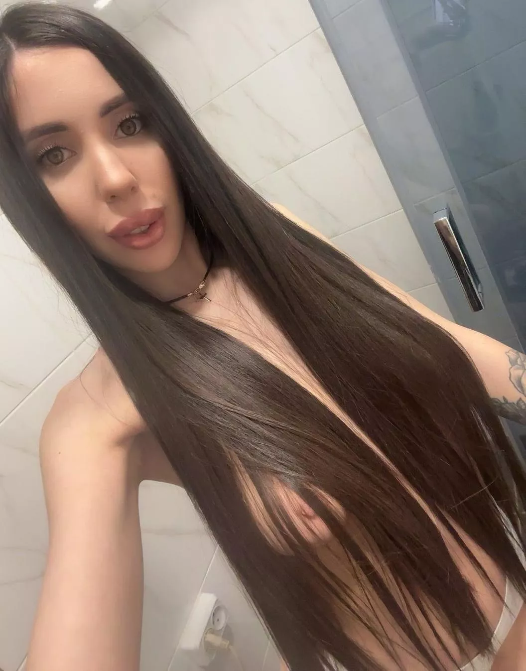 Do my buttocks make you peppy? posted by queljo