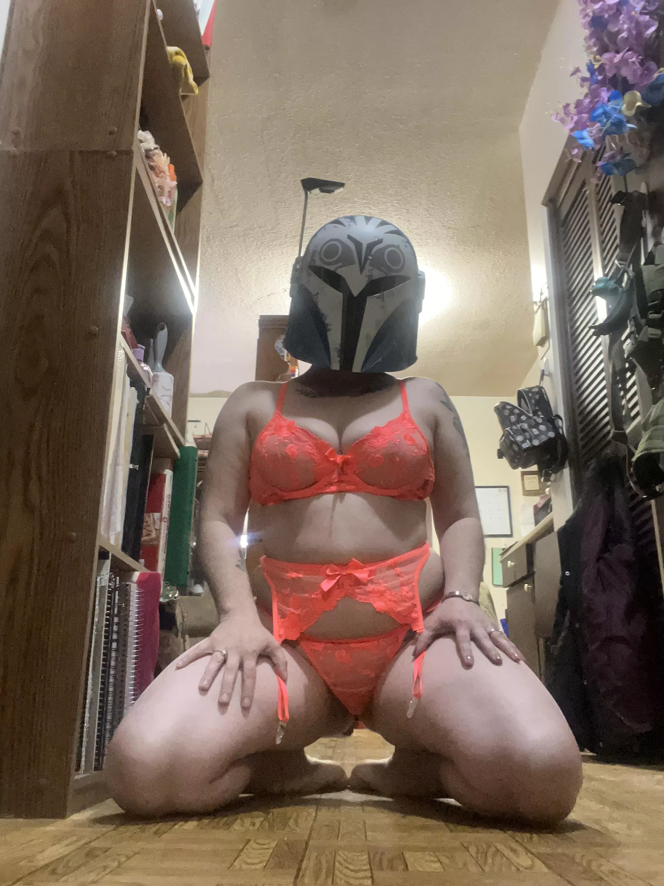 Doing a content change up. Where my nerds at?! posted by Miss_linz_OF