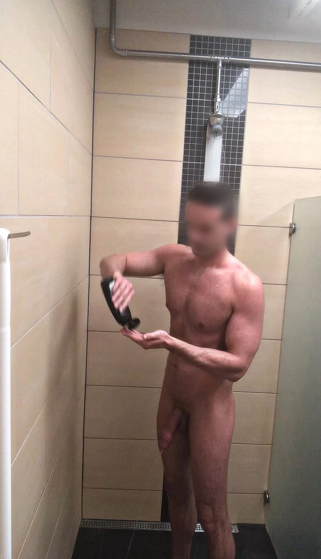 Everybody does it posted by dareit88