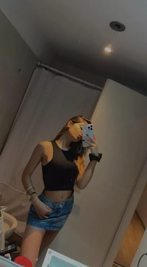 How hard did my small 18yo body make you? by FunRegister3289